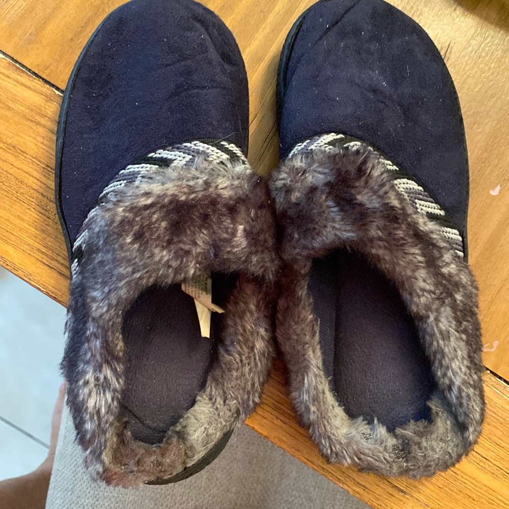 Navy blue slippers